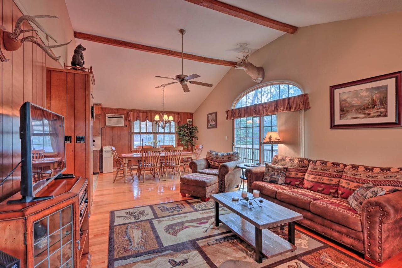 Poconos Home With Game Room Walk To Lake Harmony! Екстериор снимка